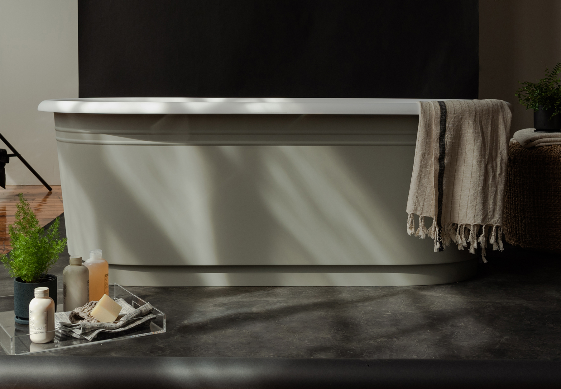 Hinsen Freestanding Bath