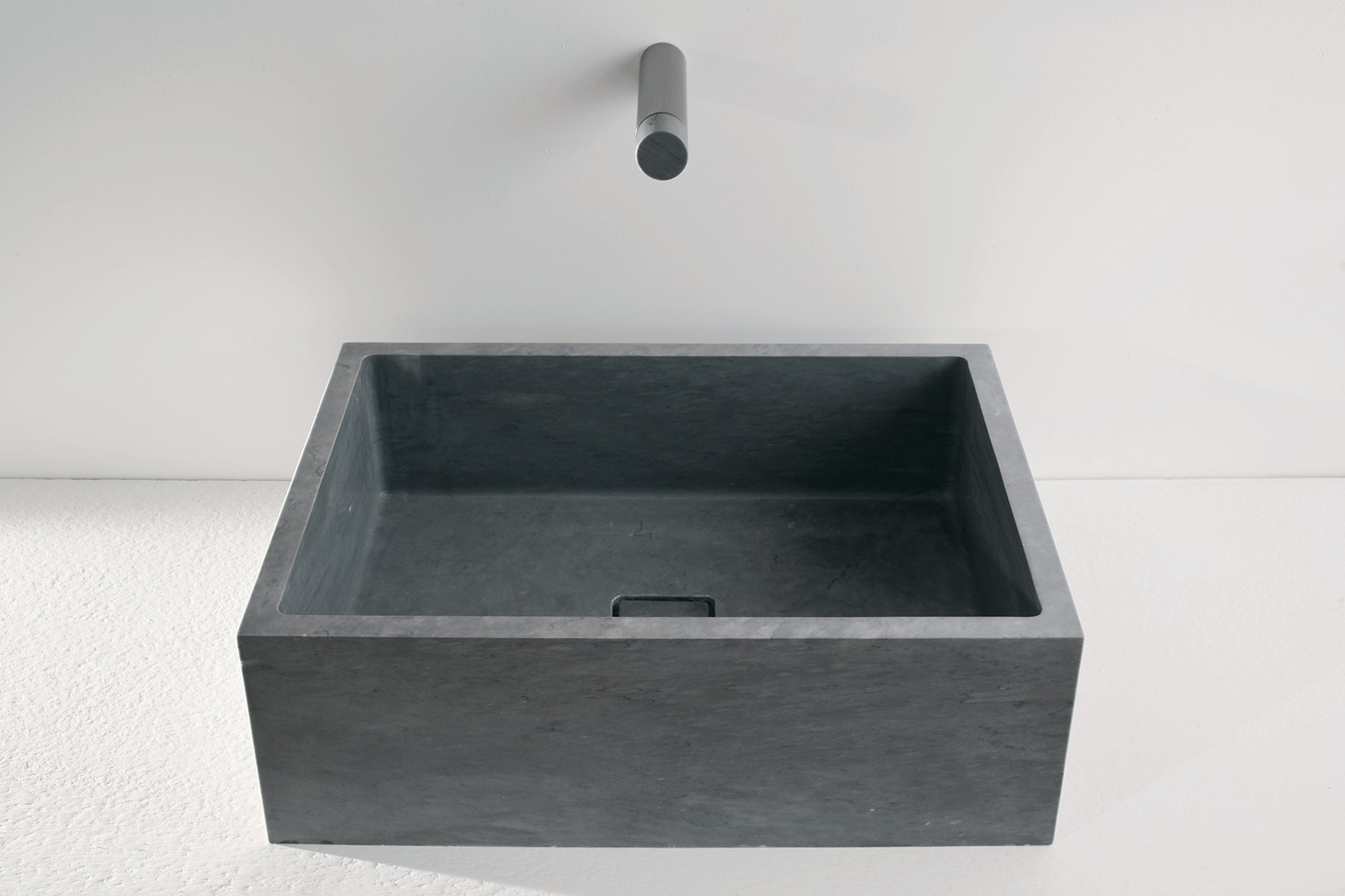 Modern LeCave Countertop Washbasin