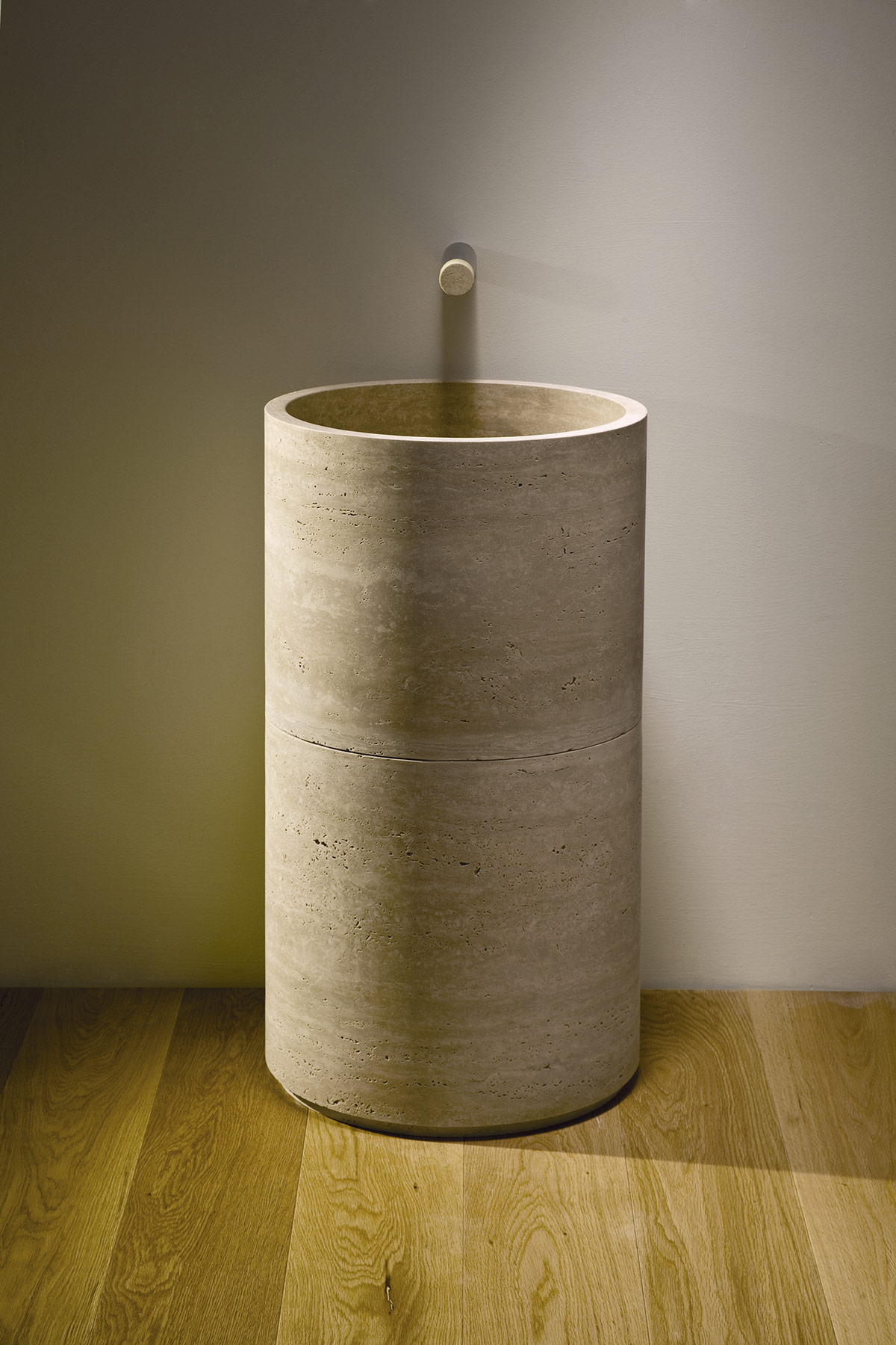Modern LeCave Freestanding Washbasin