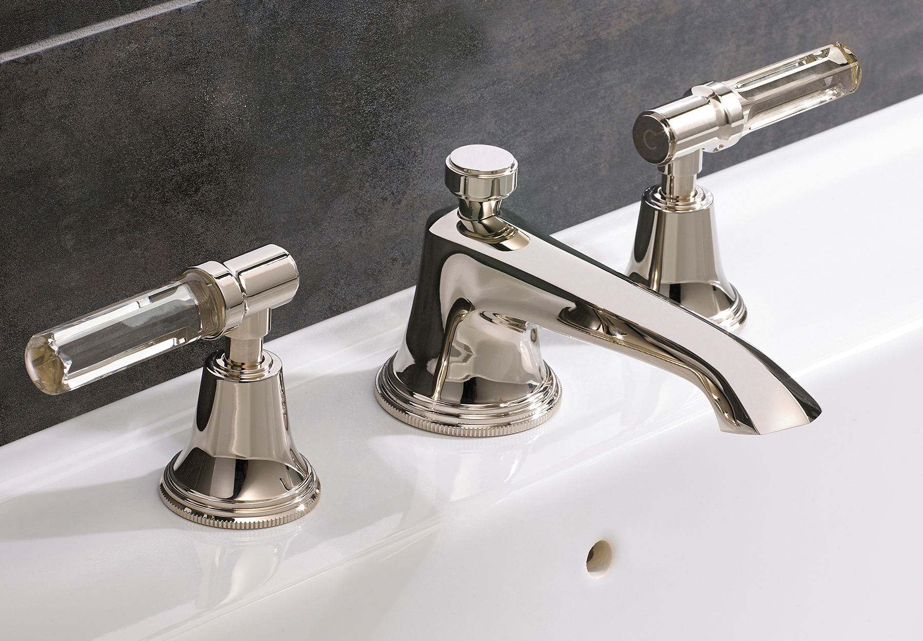 Style Moderne Widespread Faucet